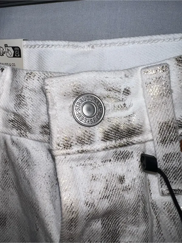 Levi's 501 White‎ and gold Cutoff Denim Shorts - Image 3