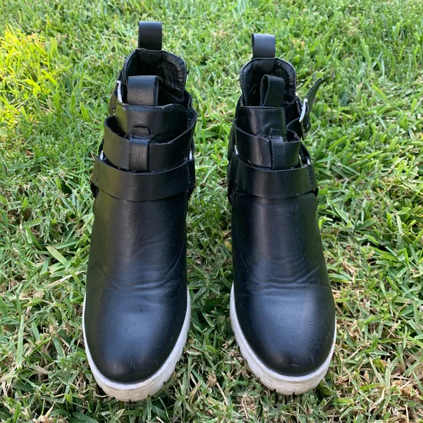 Chunky Heel Platform Ankle Boots Black Size 6.5 - Image 9