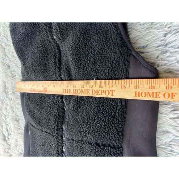 Fabletics Sedona Fleece Vest Black ‎ Polar Fleece Pockets Zip Up Size Large - Image 5