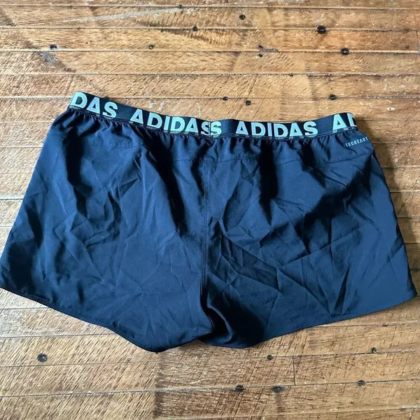 Adidas lightweight black L sporty athletic workout shorts - Image 3