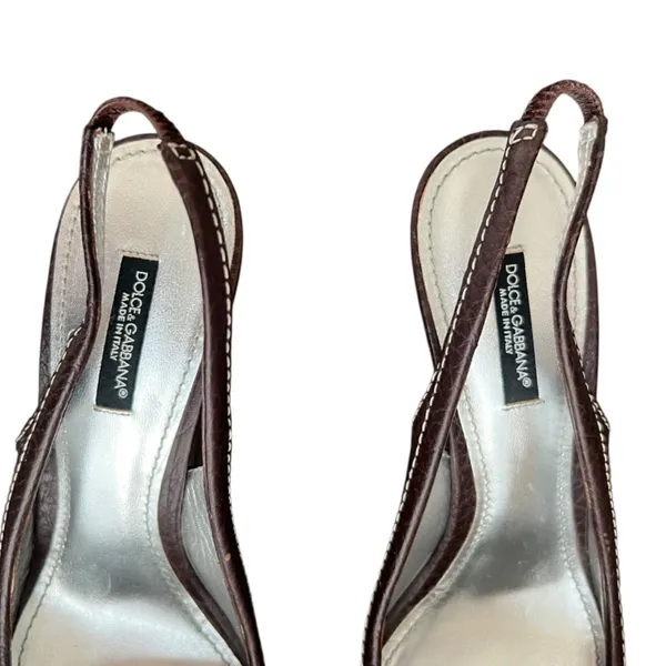 Dolce & Gabbana Women’s Vintage Y2K Brown Round Toe Silver Logo Pump Heels 38 - Image 4