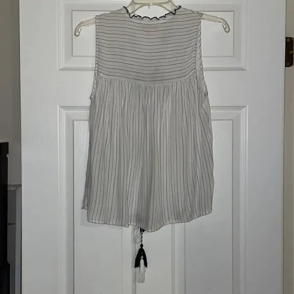 Anthropologie Savannah Jane White and Navy Striped Sleeveless Top - Image 4