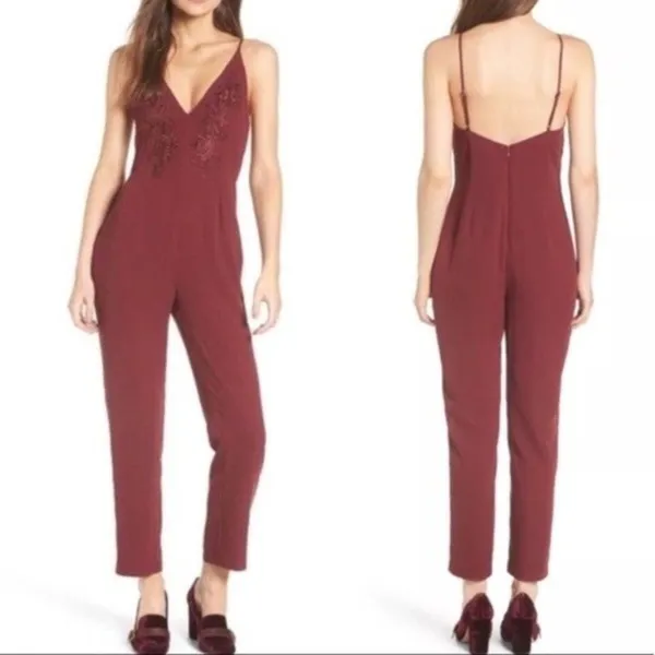 Leith Burgundy Embroidered V Neck Jumpsuit Size Small - Image 3