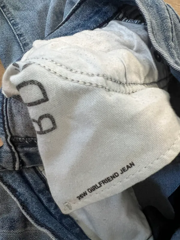 Urban Outfitters girlfriend jeans 26” blue - Image 3