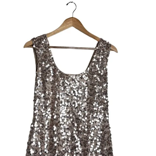Guess Sleeveless Dress Champagne Gold Size 10 Sequins Sparkling Elegant Club - Image 2