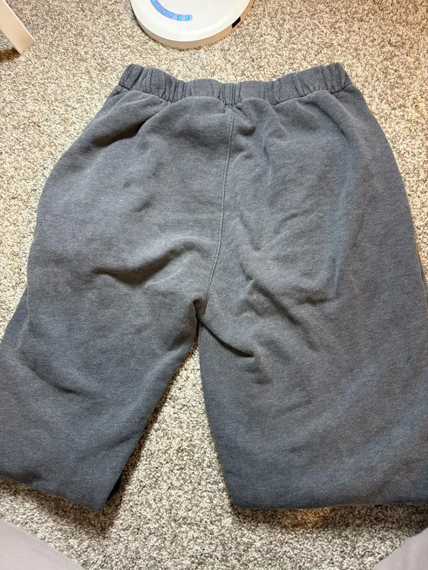Brandy Melville Sweatpants - Image 4