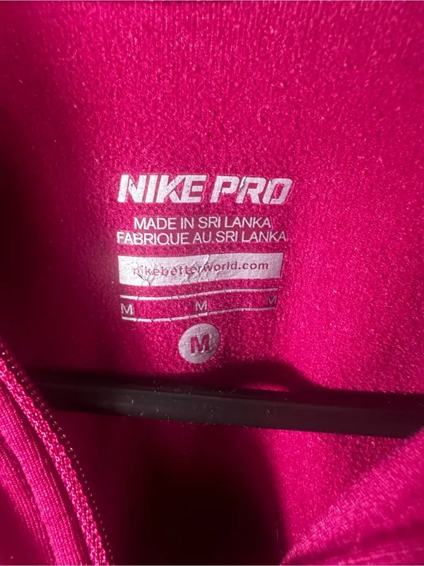 N276. Nike Dri-FIT Magenta Half-Zip Running Top - Image 3