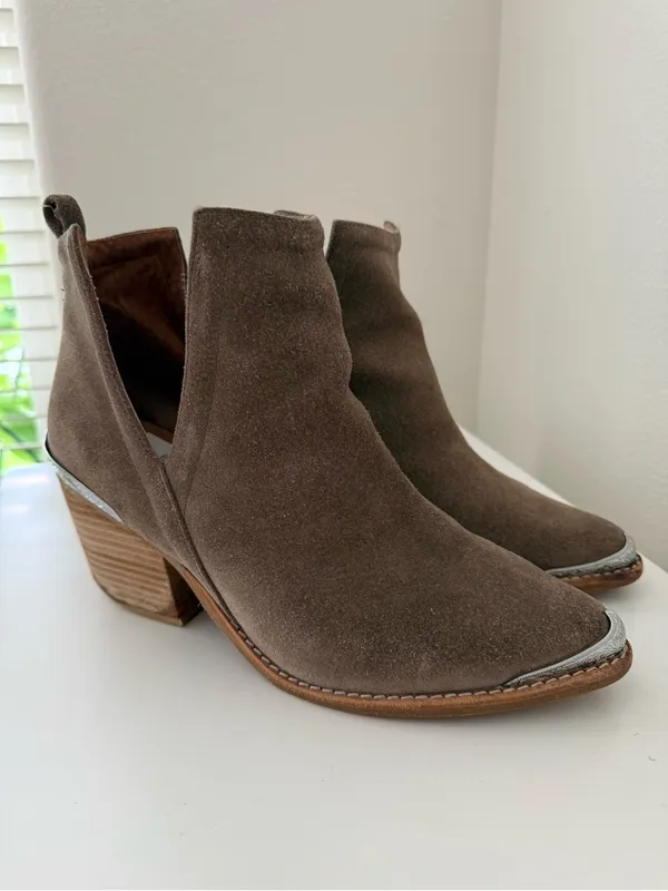 Jeffrey Campbell Cromwell Cut Out Western Taupe Brown Suede Ankle Boot 7.5 - Image 7