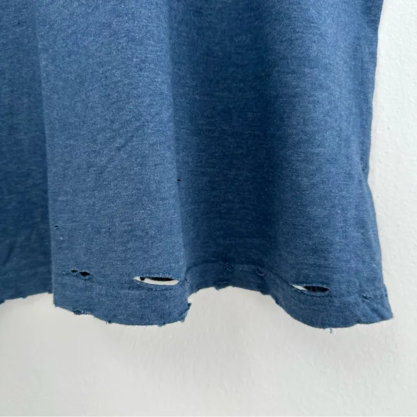 Vanguard University Distressed off the shoulder Tee Blue Size XXL - Image 4