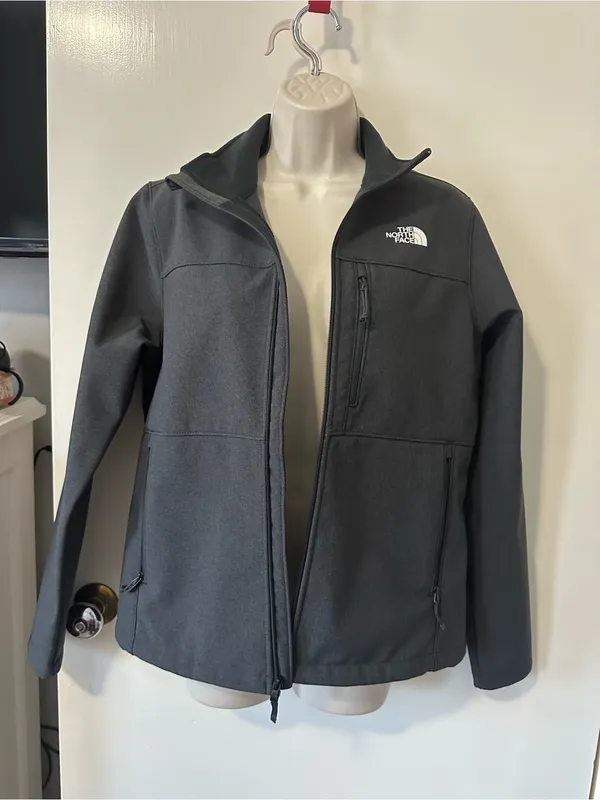 The North Face Women's Dark Gray Softshell Jacket - Image 9