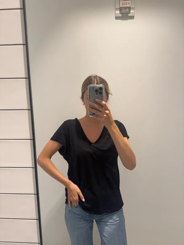 Gap tshirt - Image 2