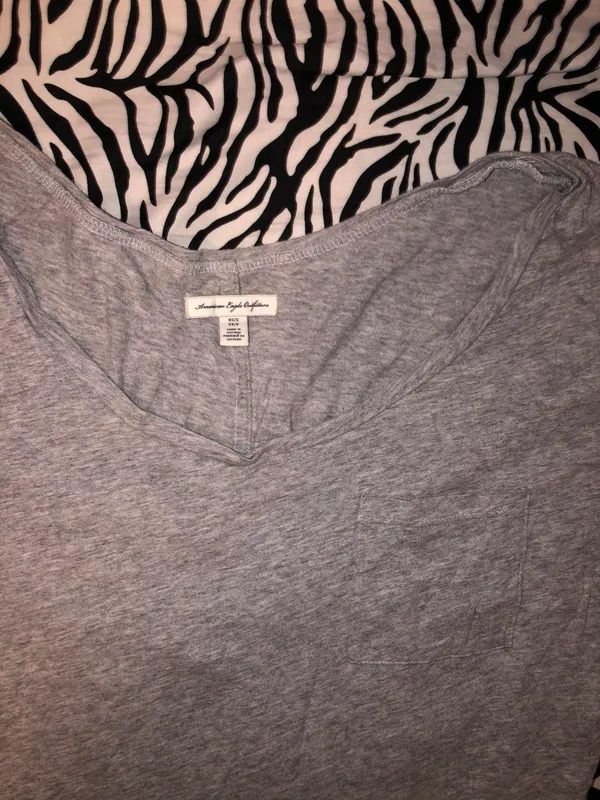 American Eagle Grey T Shirt - Image 2