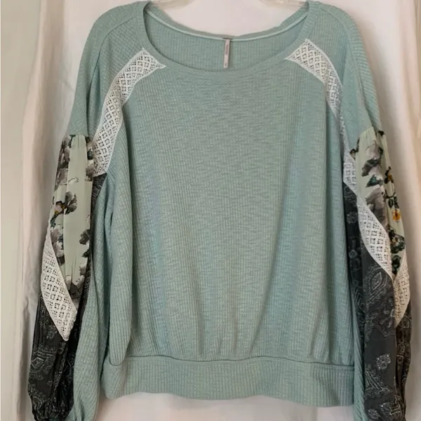 NEW‎ Free people Women's Light Blue Top - Image 8