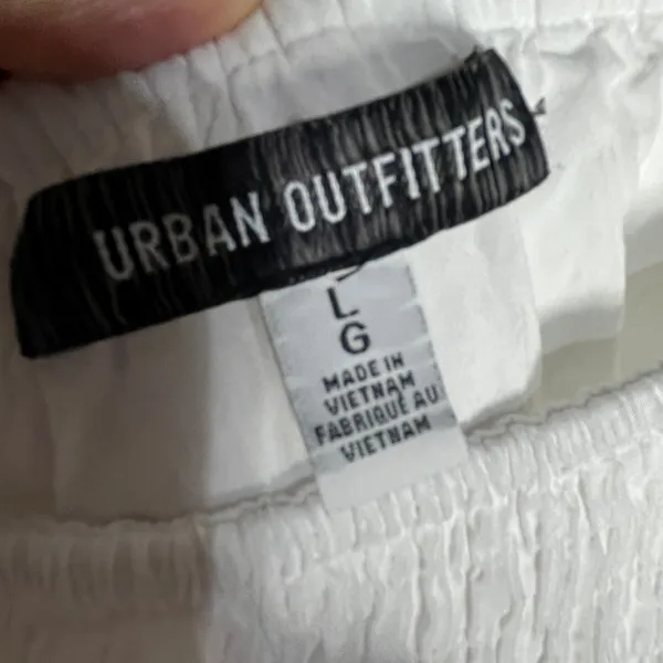 Urban Outfitters Women's White‎ Aubrey Off-The-Shoulder Mini Dress Size Large - Image 4