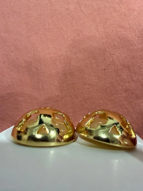 Tory Burch | Shiny Gold Logo Medallion Cutout Dome Earrings - Image 4