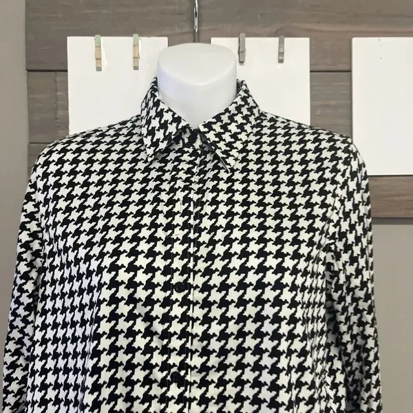 Lauren Ralph Lauren Size PM Houndstooth No Iron Button Down Ahirt Blouse Black W - Image 2