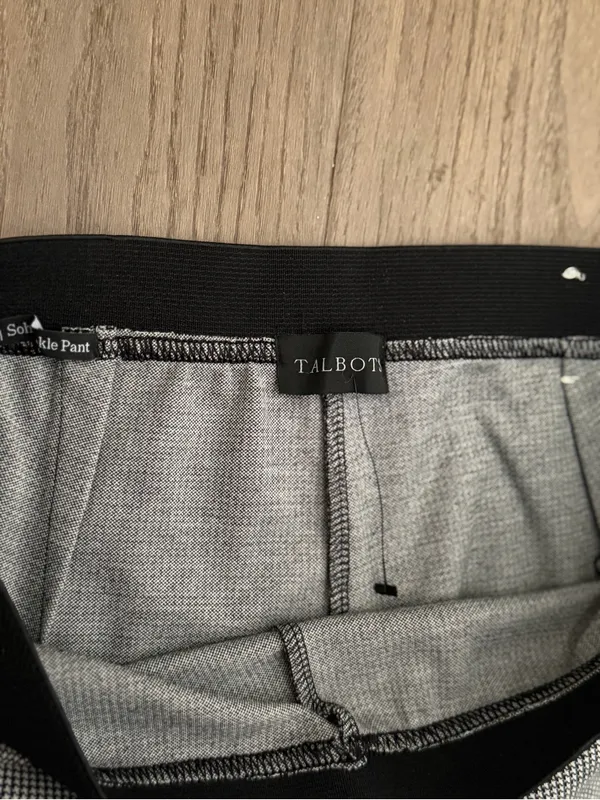 Talbots petite size 10 houndstooth women’s pull on soho ankle length pants - Image 2