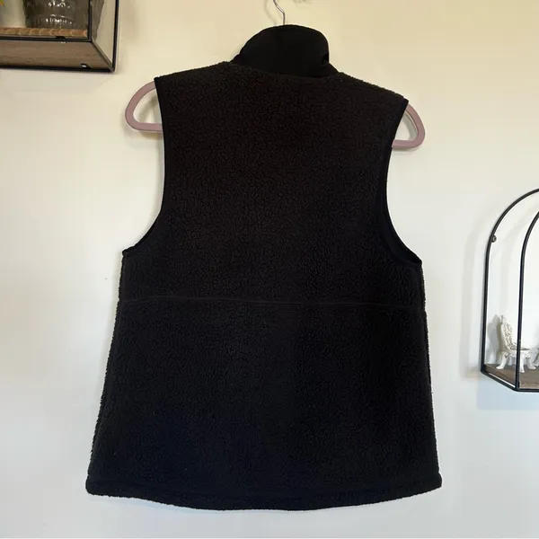 The North Face Black Cragmont Fleece Vest Size Woman’s Medium‎ - Image 2
