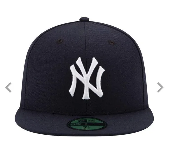 New era black Yankees cap with white logo Nwot - Image 5