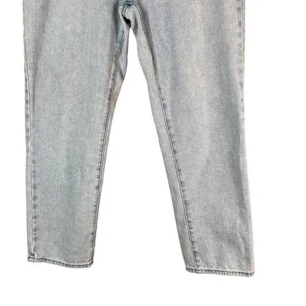 Pacsun High Waisted Mom Jeans Size 28 - Image 2