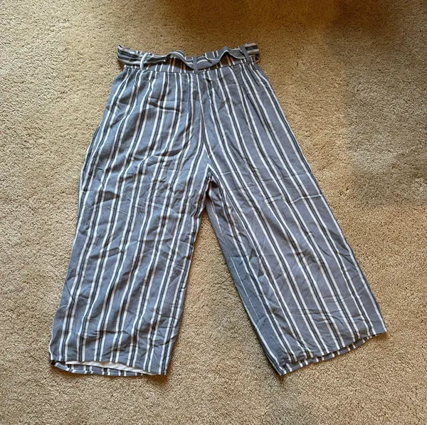 Hollister Ultra High Rise Linen Blue Striped Tie Pants - Image 7