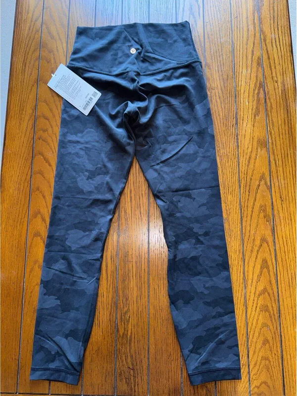 Lululemon Align High Rise 25” Heritage Camo Black H3DC Size 6 NWT - Image 2