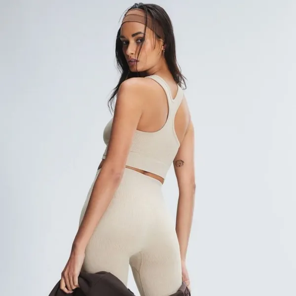 Savage X Fenty Seamless‎ Sport Racerback Tank in Washed Doe Eyed Beige Small - Image 3