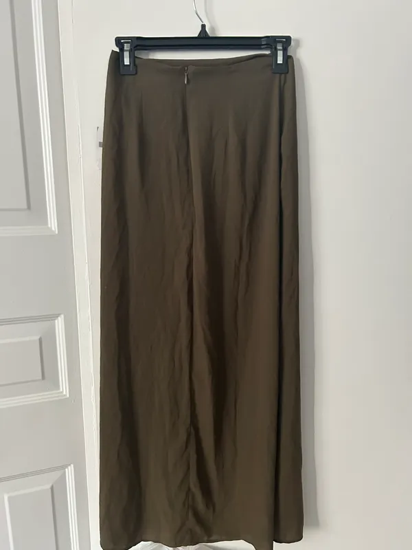 Forever 21 Maxi Skirt - Image 3