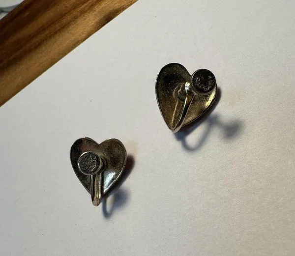 Vintage Coro Red Enamel Heart Rhinestone Screw On Non Pierced Earrings - Image 6