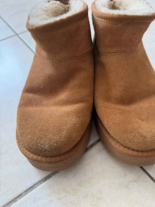Steve Madden Tan suede ankle boots with fur lining - Image 3