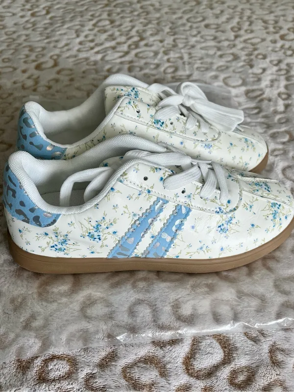 Floral White & Blue Lace-Up Sneakers - Image 2