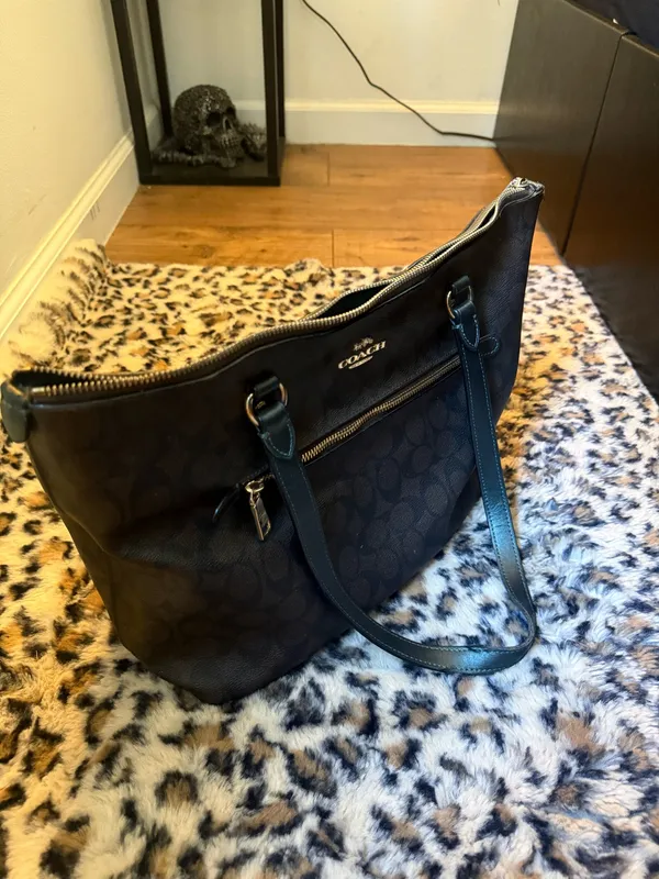 Coach Bag - Image 7