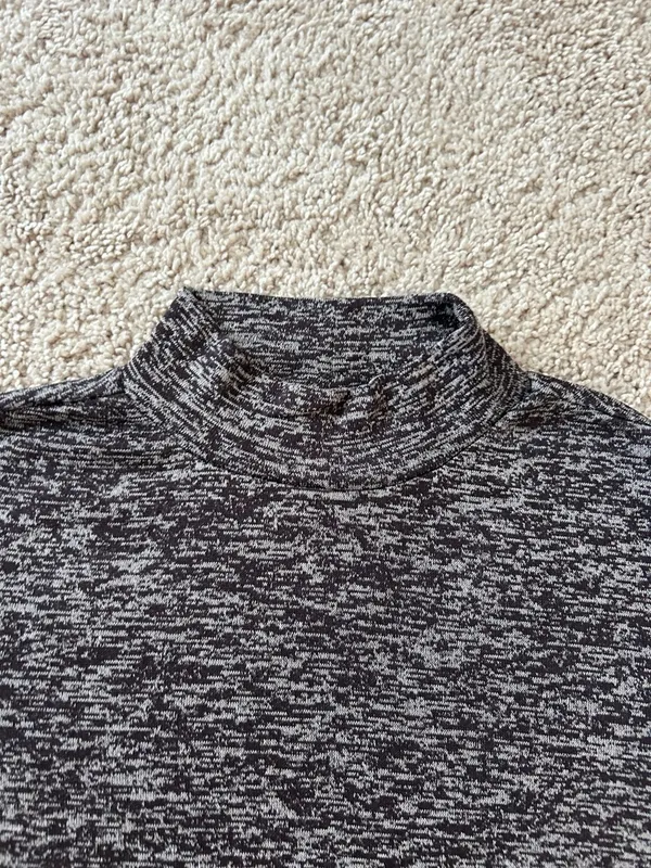 Thermo Turtleneck top. S Brown - Image 4