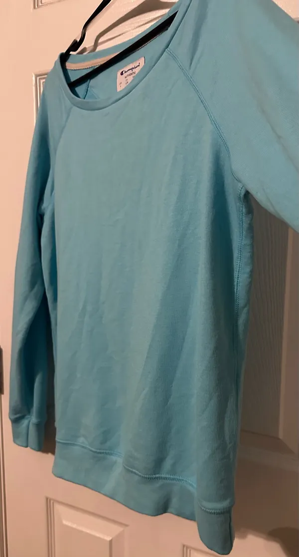 Champion Women’s Crewneck Sweatshirt - Image 6