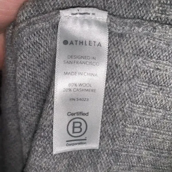 Athleta cashmere wool blend v-neck tunic length heathered gray sweater - Image 5