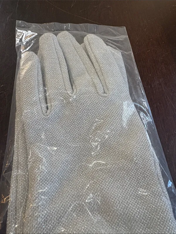 Gold Sparkle Knit Women's Gloves Silver - Image 3