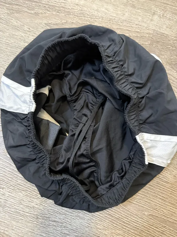 •NIKE• RUNNING SHORTS - Image 4