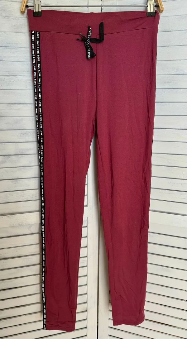 Red Jogging Outfit, L/XL Size L - Image 4