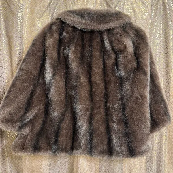 By Glenoit Woman's Faux Fur Over Coat Brown Solid Large Open Vintage - Image 2