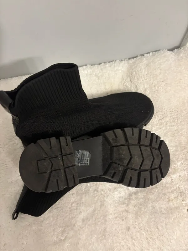 Black street elastic slip on boots thick sole Sz.7.5 Gothic/ western - Image 5