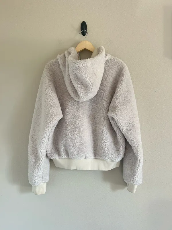 Lululemon Size 10 Oh So Sherpa Half Zip Soft Fleece Hoodie White Pullover - Image 2
