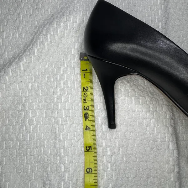 Coach G2879 Black Leather Pumps Heel Women's Size 10B elegant formal old money - Image 5