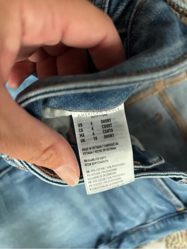 American Eagle skinny jeans - Image 3