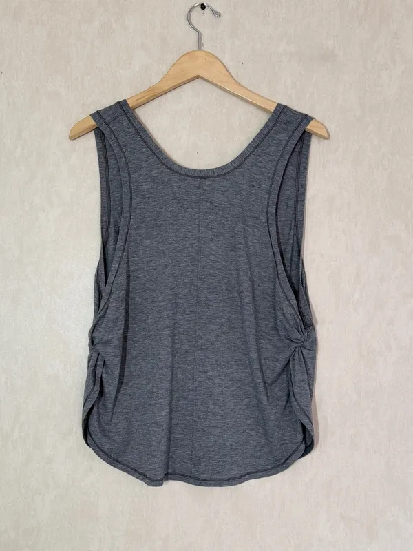Lululemon Women’s Victory Lap Tank Top in Heathered Black 10 - Image 7