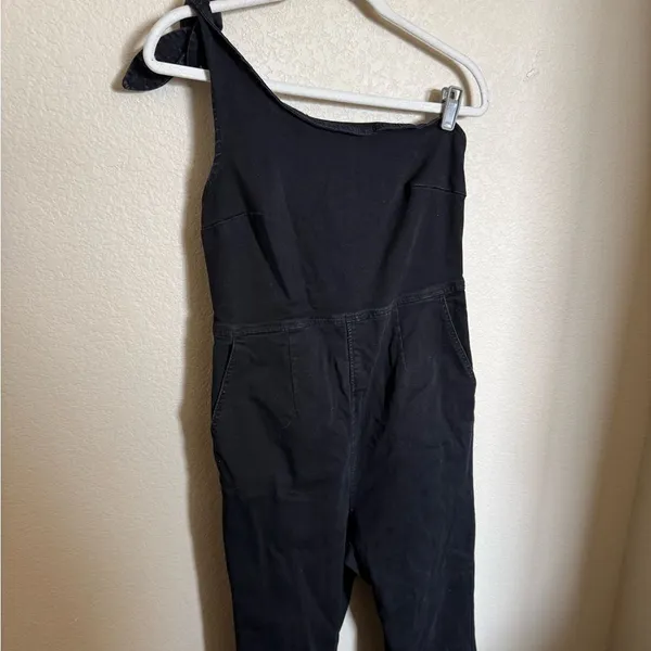 Free People Denim One-Shoulder‎ Flare Jumpsuit Sz Large in Black - Image 4