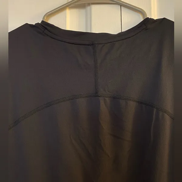 Womens Black Sleeveless Peloton Workout Tank, Cycling, Exposed Stitching - Image 6