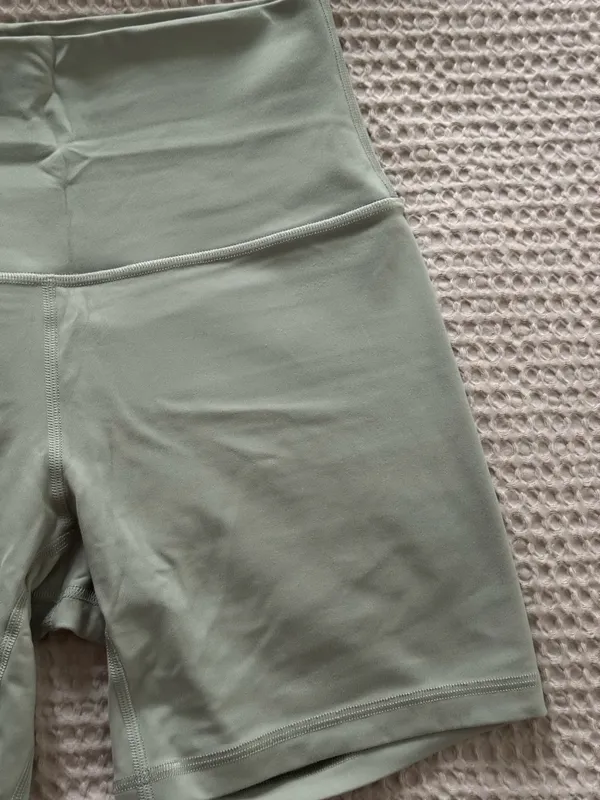 Lululemon Align Shorts 6” - Image 3