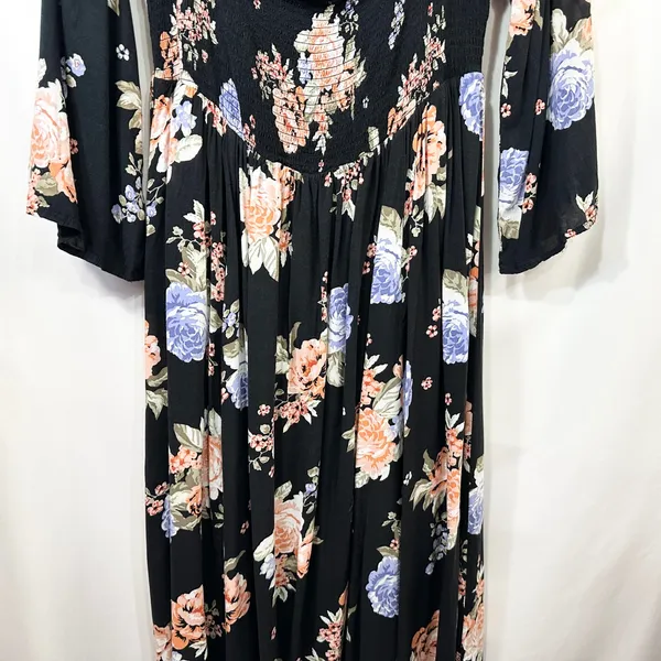 Torrid‎ Plus Sz 2X Maxi Dress Off Shoulder Black Floral Smocked Bell Sleeve 1214 - Image 3