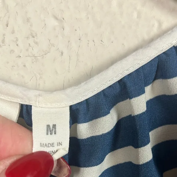 Anthropologie One September embroidered Top size M - Image 4