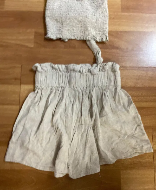 Two Piece Set - Image 3